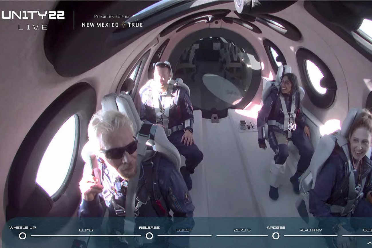 VSS Unity poleciała w kosmos z Richardem Bransonem na pokładzie.