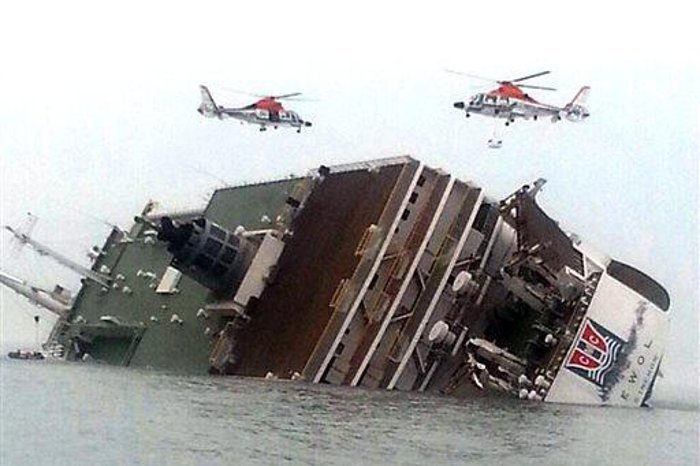 U wybrzeży Korei zatonął prom przewożący 477 osób. Większość udało się uratować