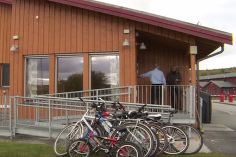 Uchodźcy jeżdżą do Norwegii na rowerach. Oslo nie jest przygotowane na przybyszów z Rosji