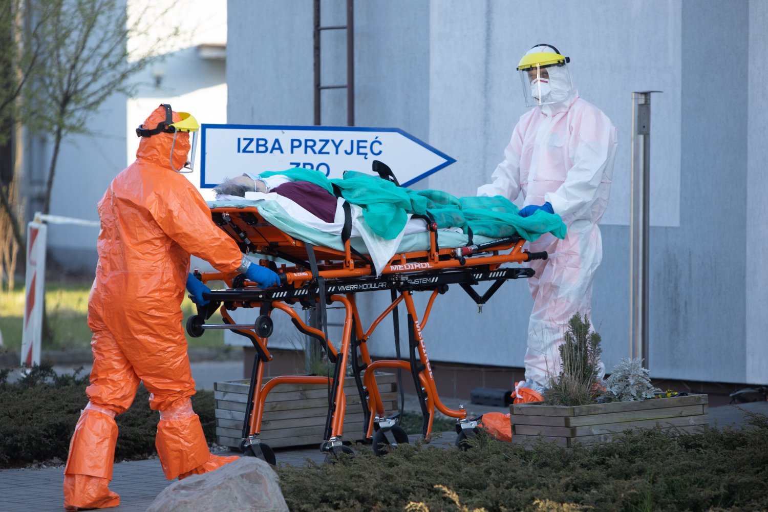 Ministerstwo Zdrowia podało nowe statystyki dotyczące liczby wykonywanych testów na obecność koronawirusa.