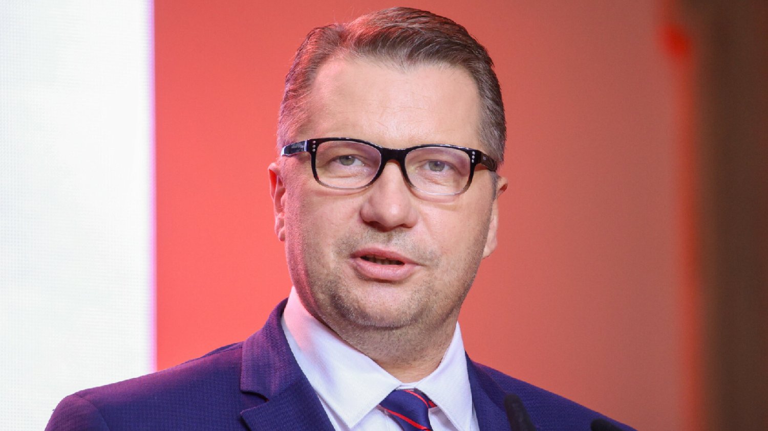 Czarnek straszy Tuskiem i ogłasza rozmowy z PSL. "Różnica jest niewielka".