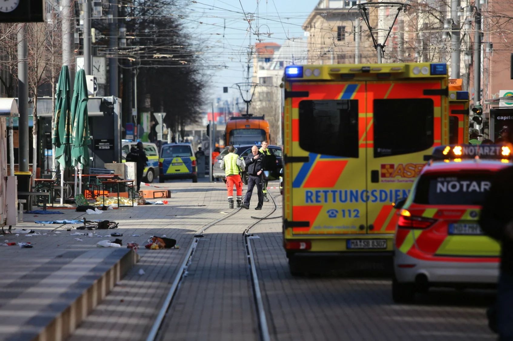 Atak w Niemczech. Tyle widać na dostępnych nagraniach