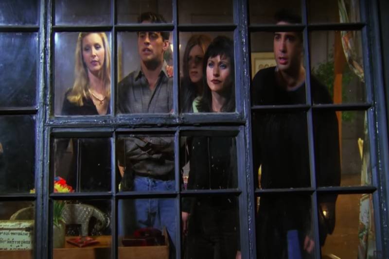 Jedna ze scen 3. sezonu "Przyjaciół"