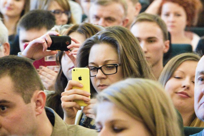 Młodzi zostali wyrolowani?