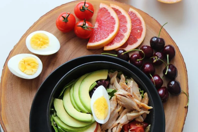 Dieta Bantinga zakłada wykluczenie produktów węglowodanowych . To dieta wysokotłuszczowa