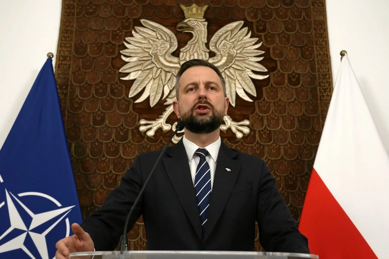 obiekt na polu na Lubelszczyźnie MON przekazał pierwsze ustalenia w sprawie tajemniczego obiektu na polu na Lubelszczyźnie