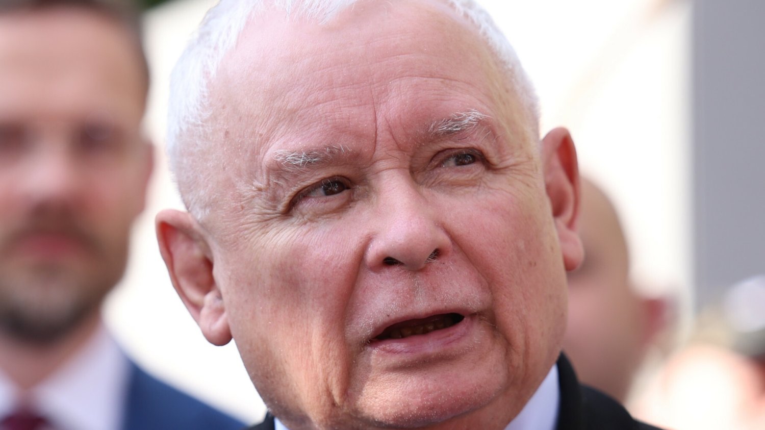 PiS jednak zmieni nazwę? Niejasny głos z formacji Kaczyńskiego.