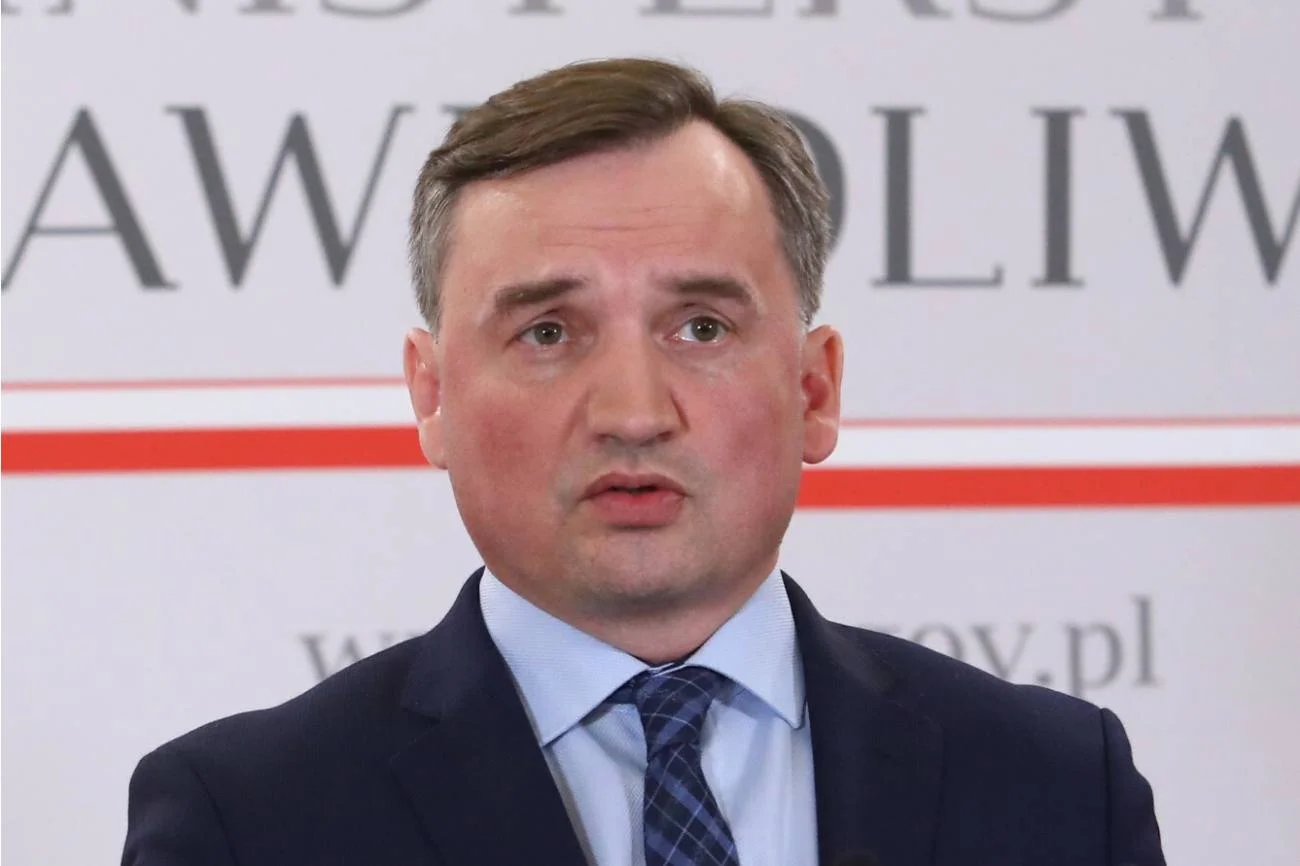 Zbigniew Ziobro zdecydował się na skierowanie do Sądu Najwyższego skargi nadzwyczajnej w sprawie dotyczącej umowy kredytu indeksowanego kursem franka szwajcarskiego