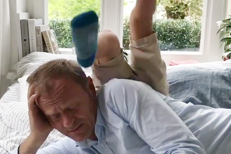 Kasia Tusk opublikowała na Instagramie urocze nagranie z zabaw przewodniczącego Rady Europejskiej Donalda Tuska z wnukiem.