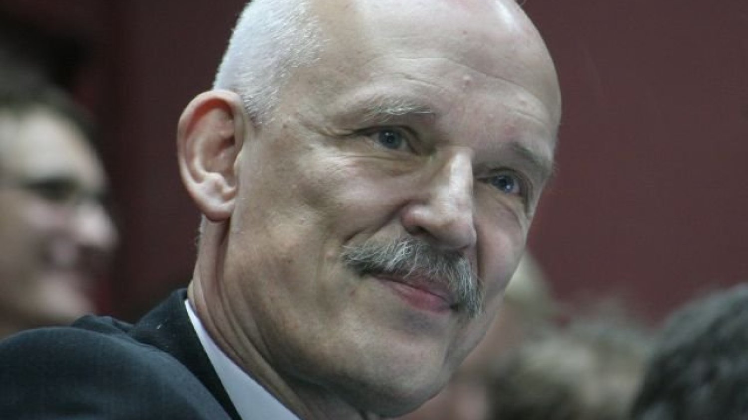 Lider Kongresu Nowej Prawicy kontrowersyjnymi wypowiedziami ponownie zwraca na siebie uwagę.