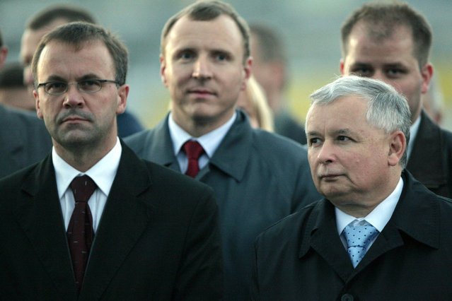 Jarosław Sellin uważa, że wizyta Macierewicza w szkole Rydzyka i na imprezie Karnowskich to "uroczystości o charakterze państwowym".