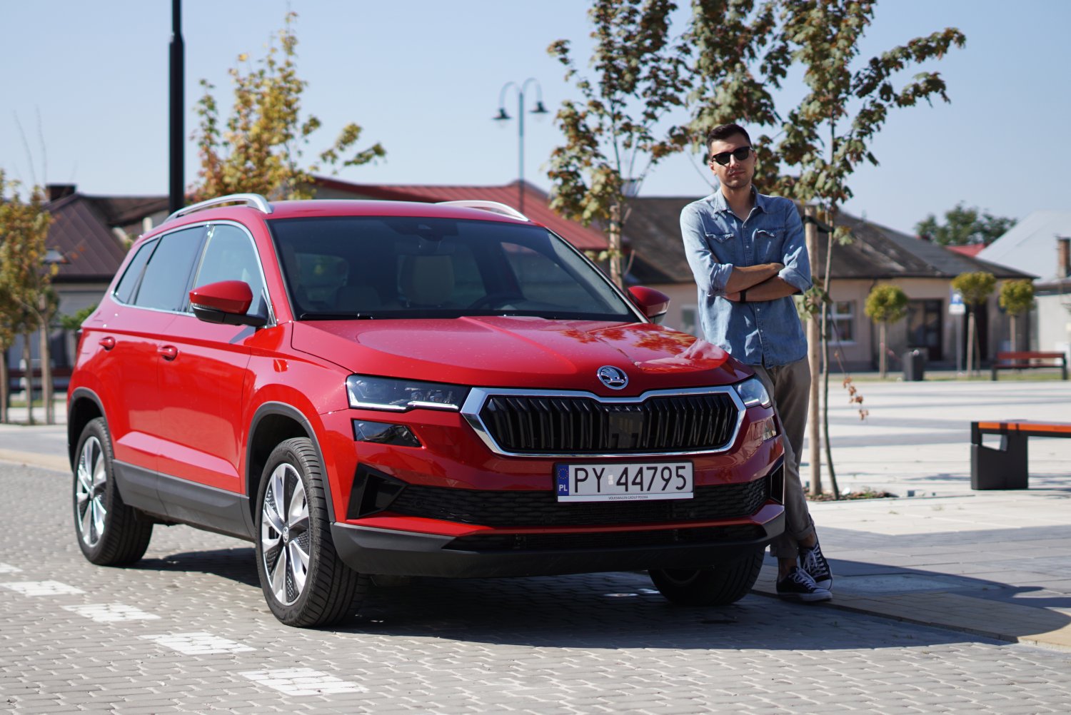 Skoda Karoq – test w mieście i w trasie. Sprawdziliśmy, czy to sensowne auto dla rodziny.