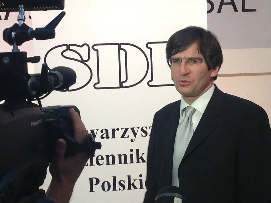 Prezes SDP Krzysztof Skowroński po gali nagród Stowarzyszenia, Warszawa, 18 grudnia