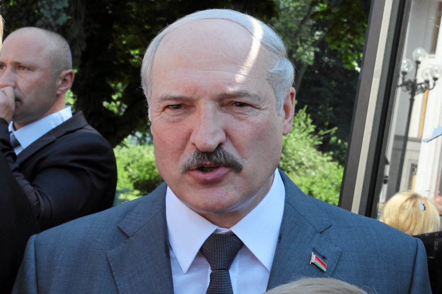 Aleksander Łukaszenka mocno odpowiedział na postulaty opozycji, która domaga się zmiany władzy na Białorusi.