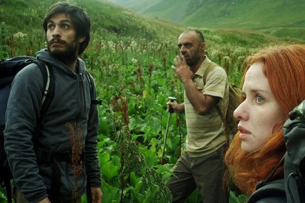 Kadr z filmu "The Loneliest Planet"