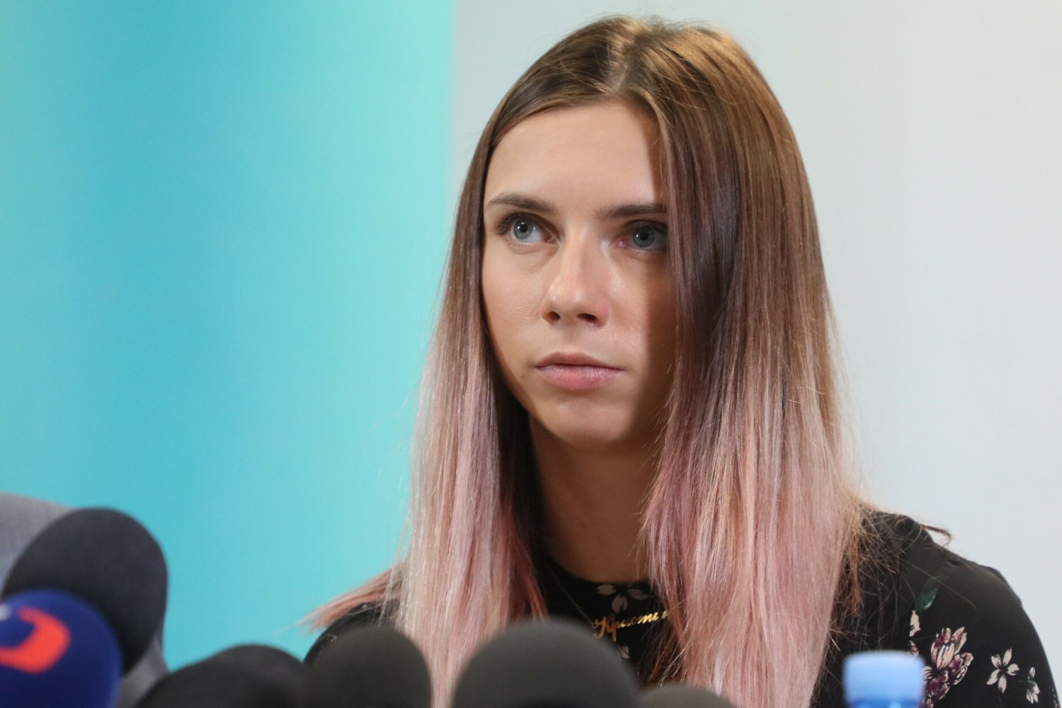 Kryscina Cimanouska podczas konferencji prasowej w Warszawie opowiadała o tym, dlaczego wybrała Polskę