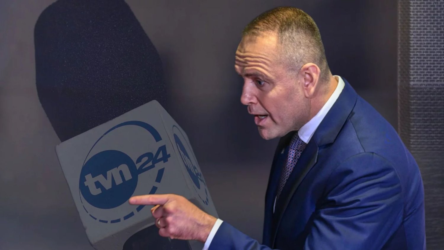 Nawrocki wraca do spięcia z dziennikarzem TVN. Nawrocki, TVN
