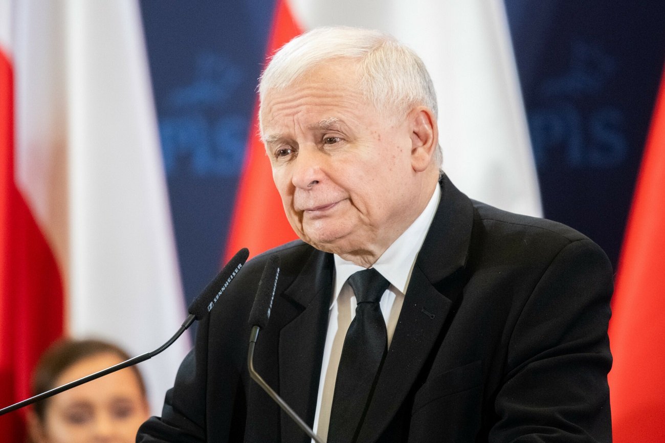 Jarosław Kaczyński na wiecach PiS uderza m.in. w osoby LGBT.