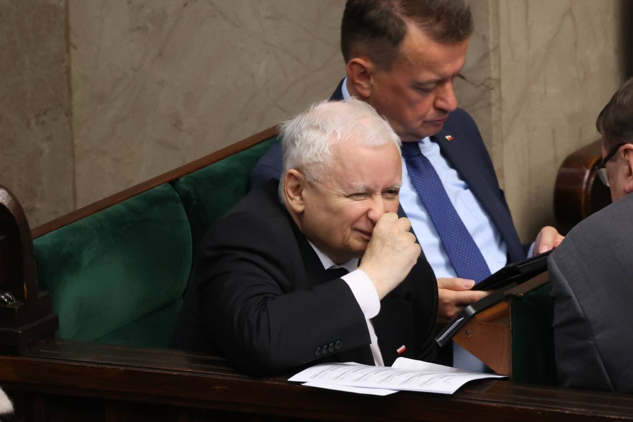 Sondaż poparcia dla partii grudzień 2023. Wyniki zaskakują i ucieszą PiS