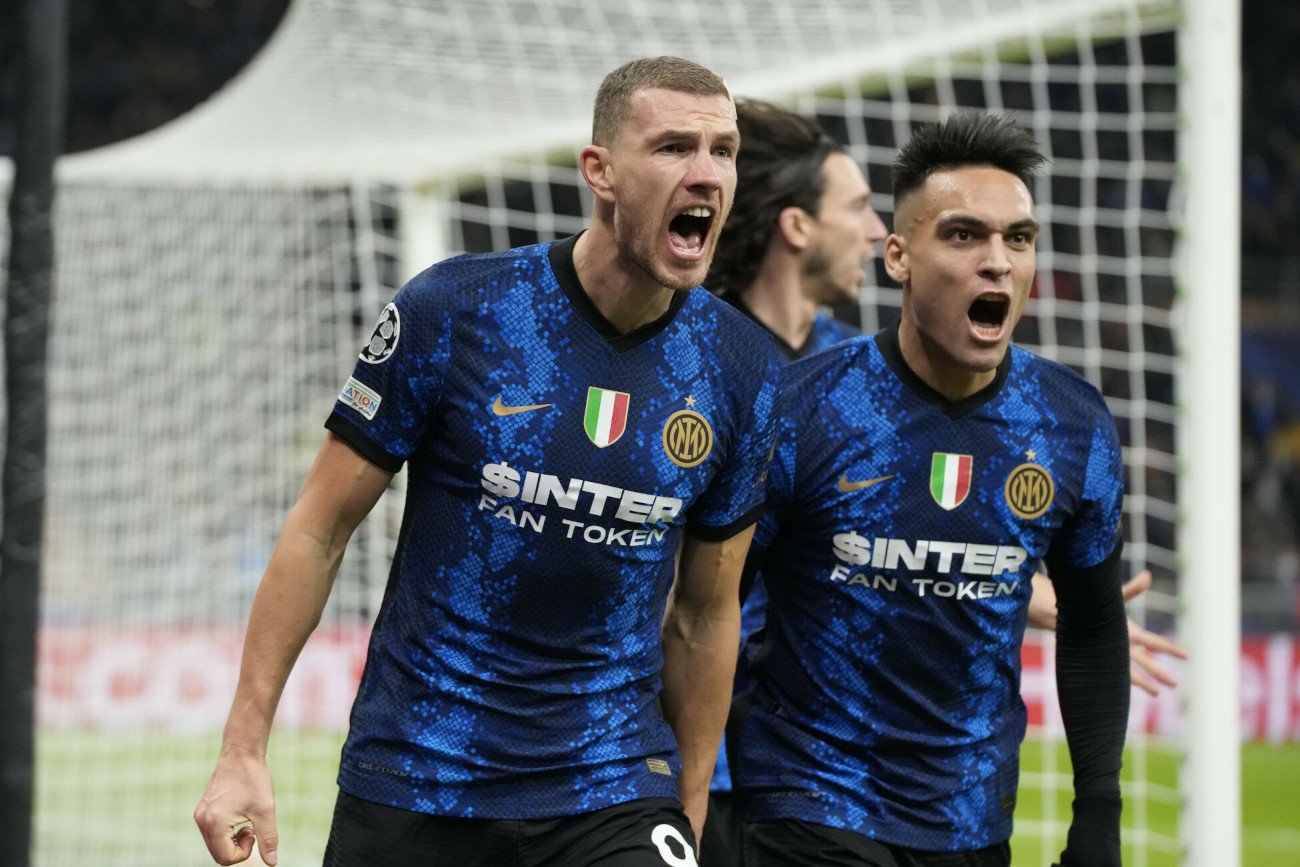 Dublet Edina Dżeko dał Interowi Mediolan cenne zwycięstwo nad Szachtarem Donieck w piątej kolejce Ligi Mistrzów.