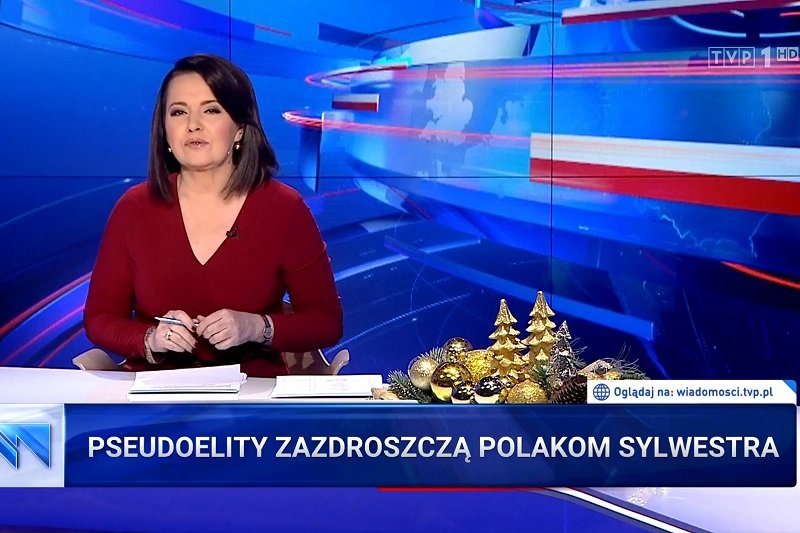Danuta Holecka zapowiedziała materiał o tym, że "pseudoelity zazdroszczą Polakom sylwestra".