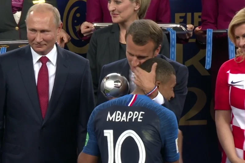 Najlepszym młodym zawodnikiem mundialu w Rosji został Francuz Kyliana Mbappe.