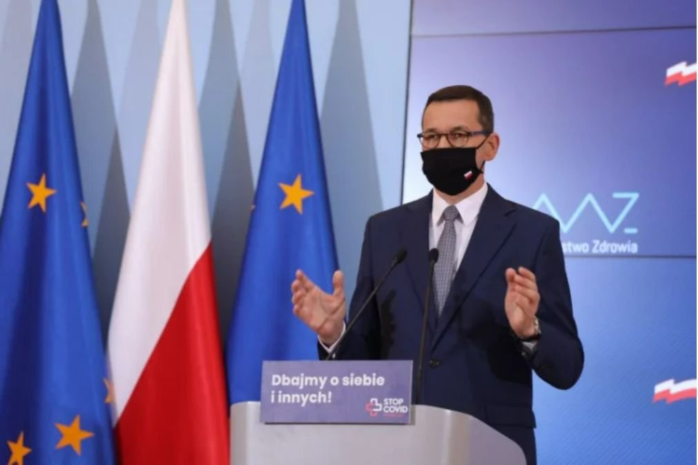 Rząd dzisiaj na konferencji prasowej ogłosi decyzje dotyczące obowiązujących do 18 kwietnia obostrzeń, które zostały nałożone w związku z pandemią koronawirusa.