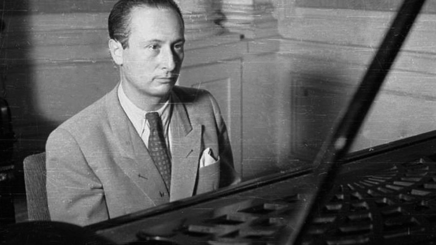 Władysław Szpilman. Czy wybitny pianista doprowadzał Żydów na Umschlagplatz?
