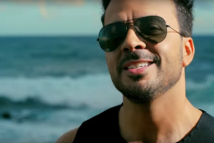 Kadr z hitu Luisa Fonsiego "Despacito".