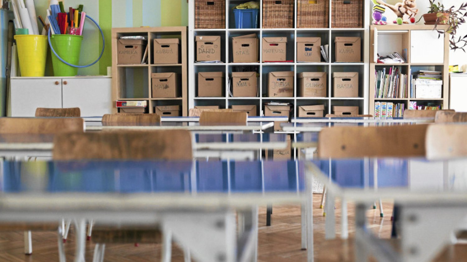 Nie tylko sale lekcyjne wyglądają zupełnie inaczej. Sposób nauki też. Czy zamiast "reformy" edukacji, nie można byłoby zmienić większości szkół na podobne?