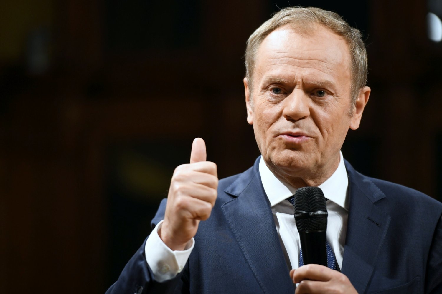 Donald Tusk zaapelował do Szymona Hołowni