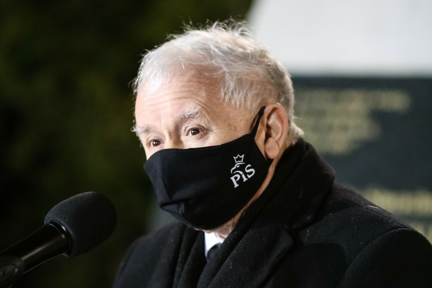 PiS ma coraz niższe poparcie w sondażach.