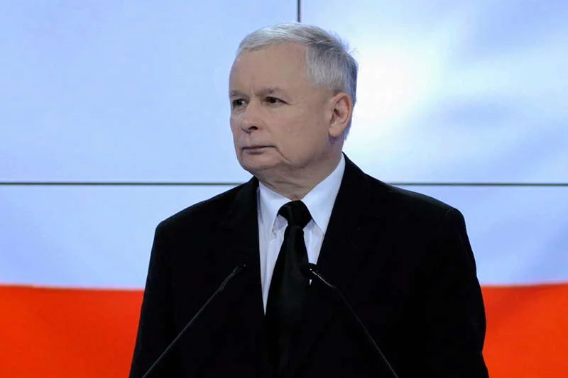 Już wiadomo, za co PiS zapłacił wydawcy książki Jarosława Kaczyńskiego