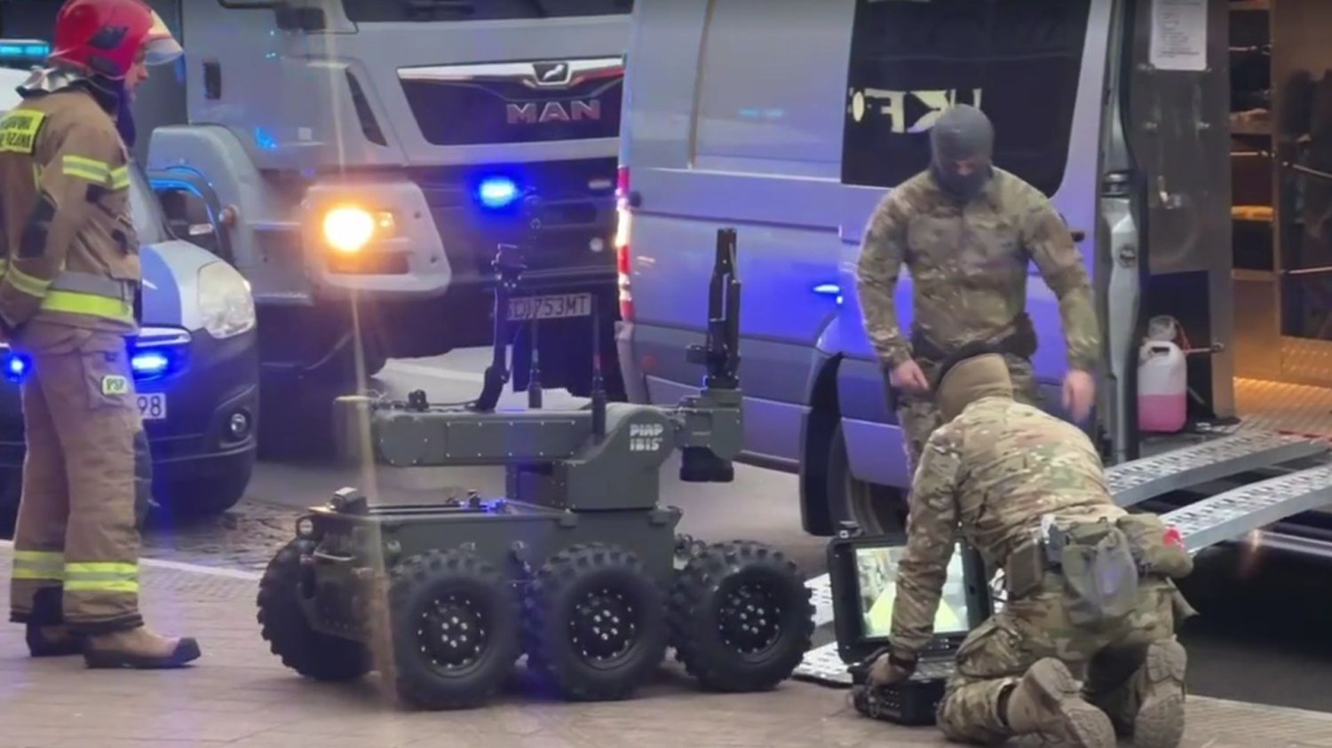 Alarm bombowy w Gdańsku.Dziś podobne sytuacje były na lotniskach Alarm bombowy w Gdańsku.Dziś podobne sytuacje były na lotniskach
