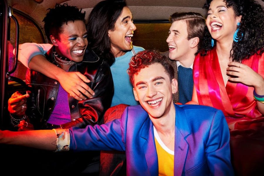 "Bo to grzech" opowiada o grupie gejów żyjących w Londynie w latach 80.