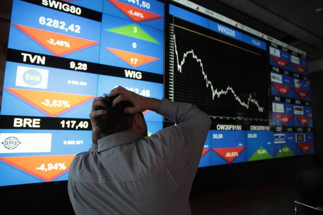 Spadki odnotowano w poniedziałek także na giełdzie warszawskiej