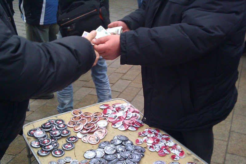 Smoleński biznes w trzecią rocznicę katastrofy.