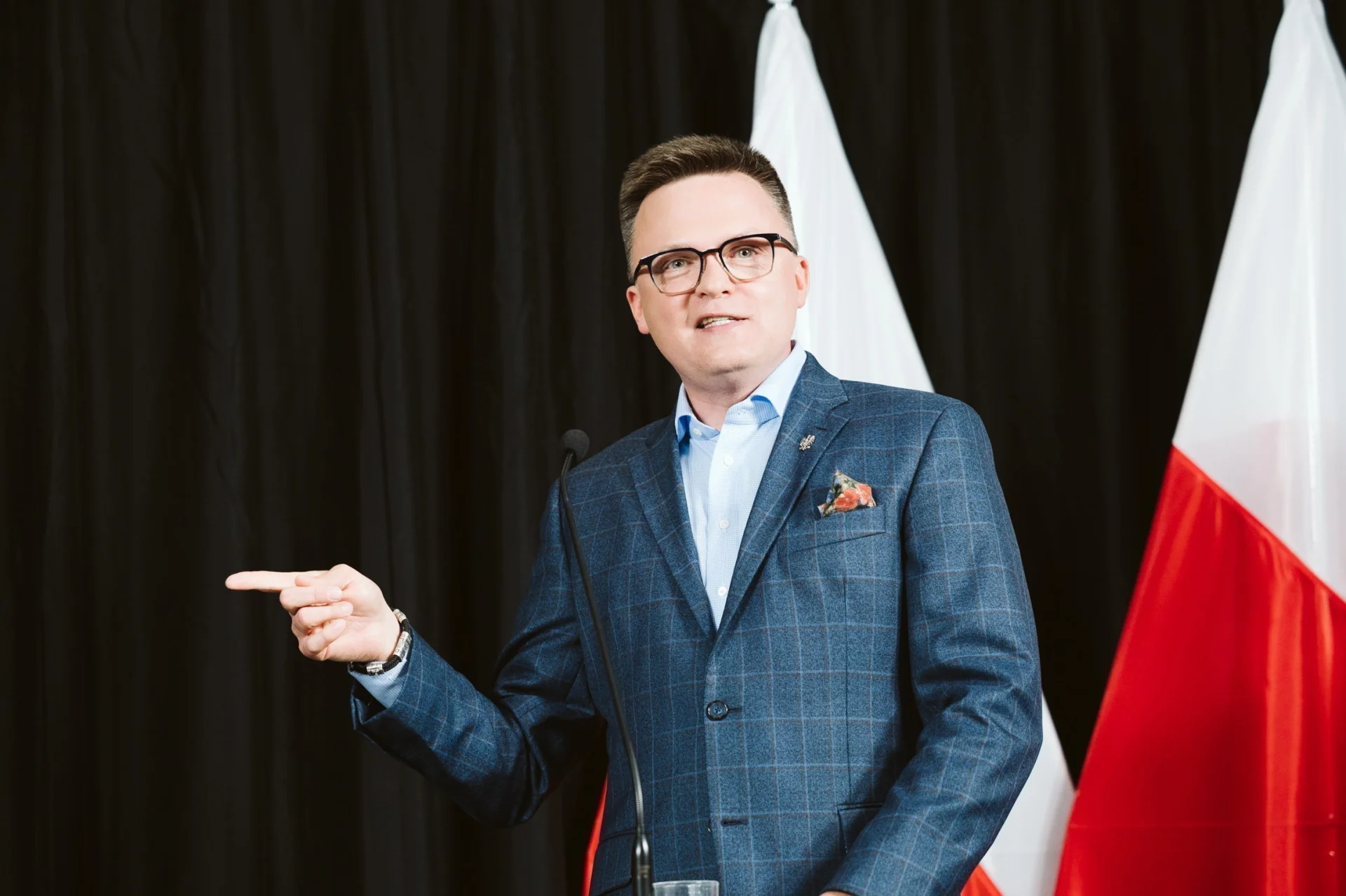 Hołownia oskarża koalicjantów ws. Nawrockiego. Mówi o próbach zamachu stanu