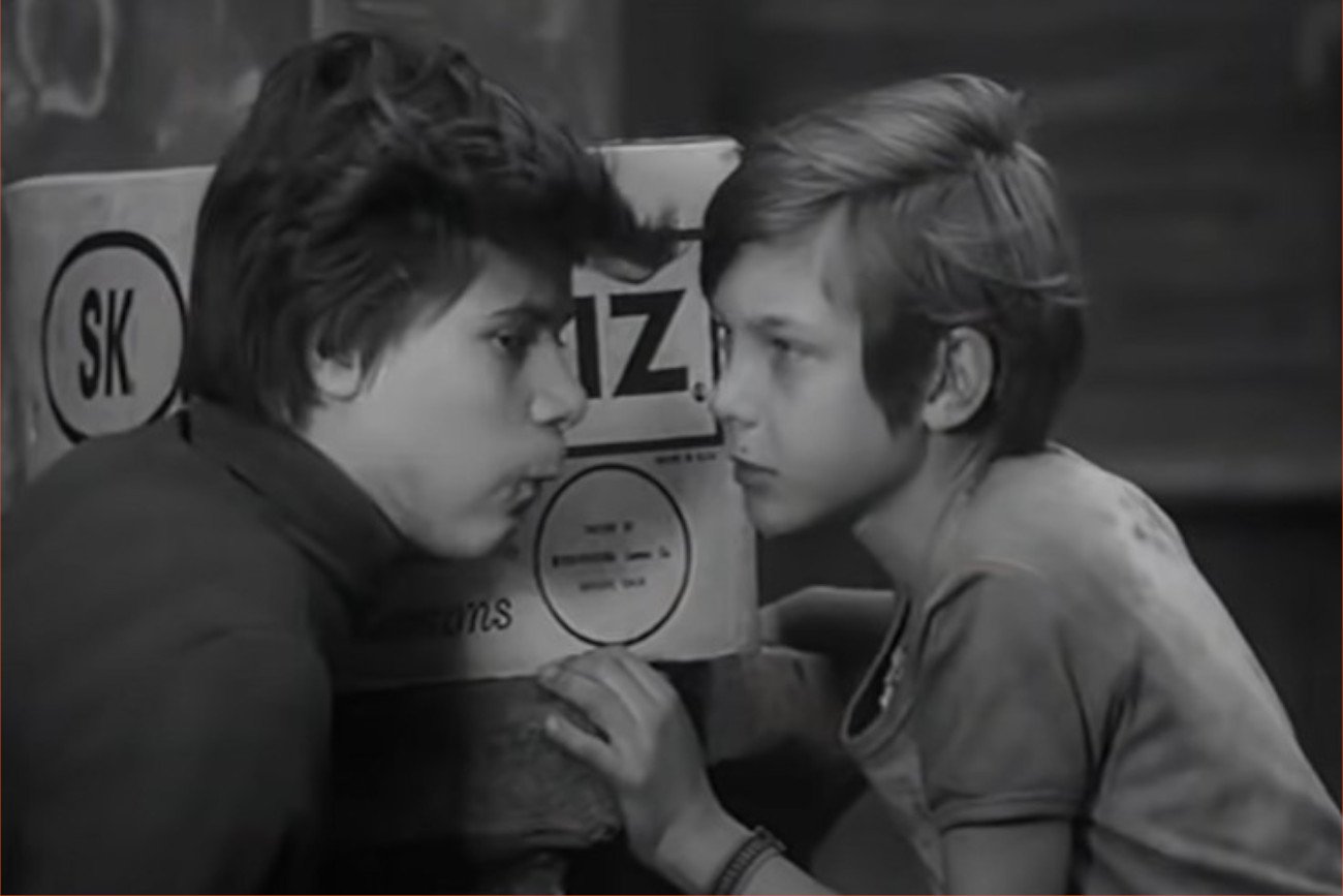 Kard z serialu "Stawiam na Tolka Banana".