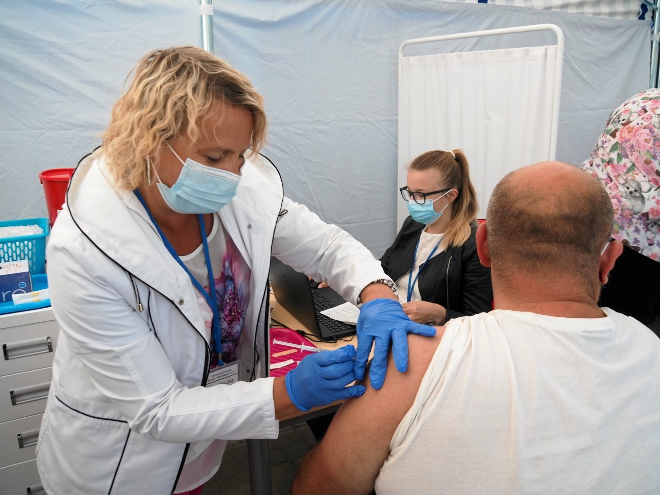 Szczepienie przeciw COVID-19 w Łodzi.