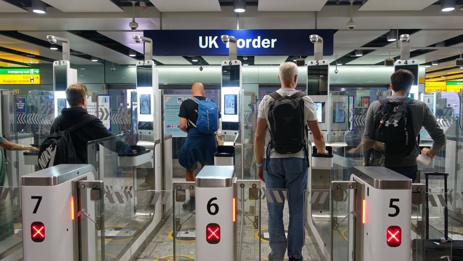 Nowe zasady wjazdu do Wielkiej Brytanii od lutego. Polska ambasada ostrzega