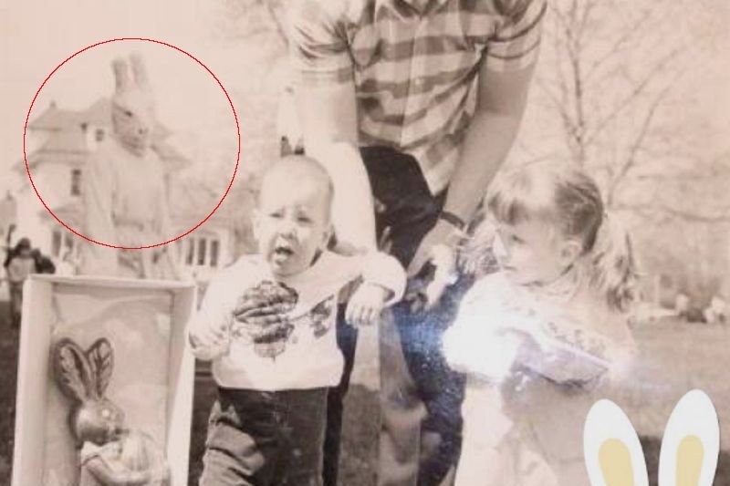 Takie tam zdjęcie z poszukiwania pisanek w towarzystwie króliczka wielkanocnego...