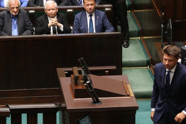 W najnowszym sondażu Nowoczesna zaraz po PiS.