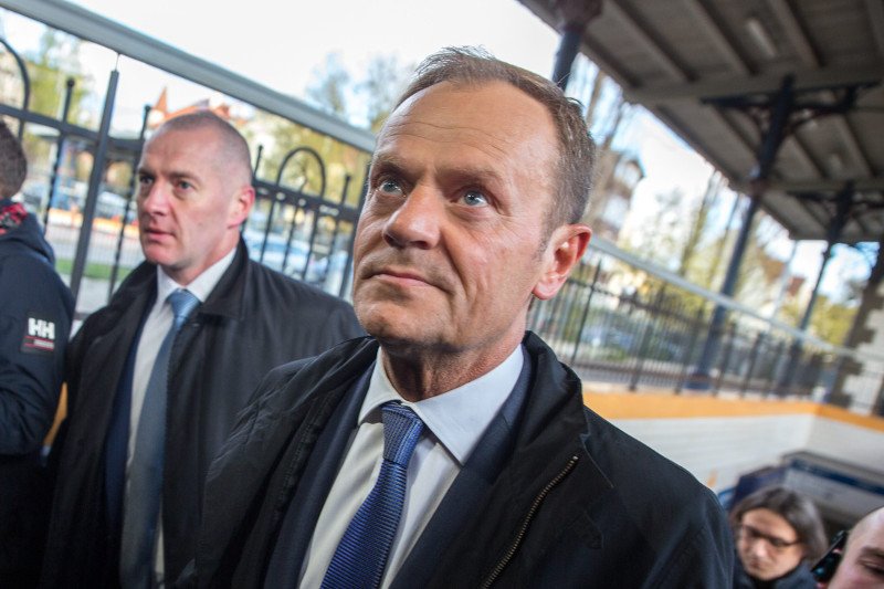 Donald Tusk znów będzie gościł w budynku prokuratury.