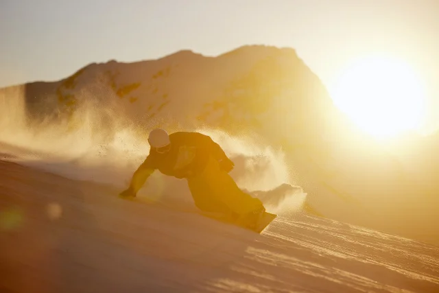 Urlop w Tiroler Oberland to nie tylko snowboard i narty. Pojeździć można też psim zaprzęgiem (tylko nikomu nie mów)
