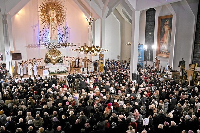 "Katolik obłudnik" – to postawa często spotykana w polskim Kościele