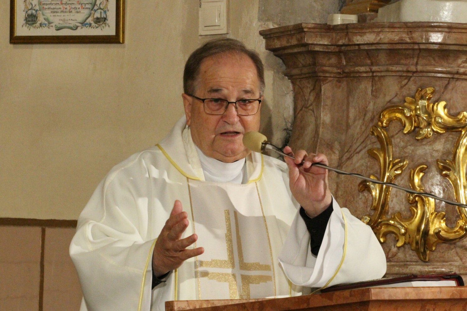 Ojciec Tadeusz Rydzyk przyjął trzy szczepionki na COVID-19.