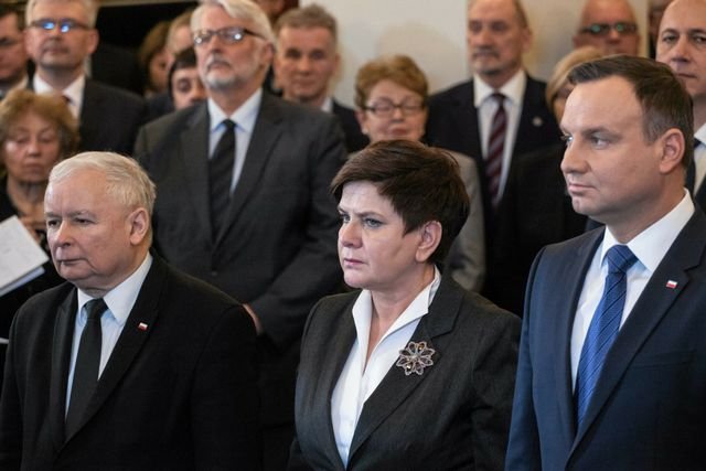 Andrzej Duda miał już spotkać się z Jarosławem Kaczyńskim, w sprawie nowego rządu, na czele którego stanie lider PiS.