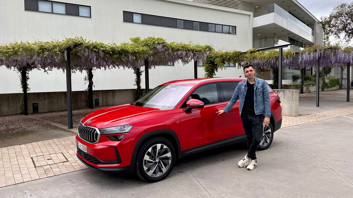 Nowa Skoda Kodiaq to dopracowany SUV z ciekawą listą napędów w ofercie.