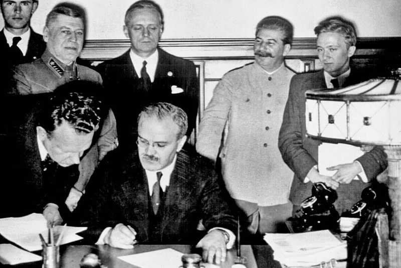 Putin bagatelizuje Pakt Ribbentrop-Mołotow.